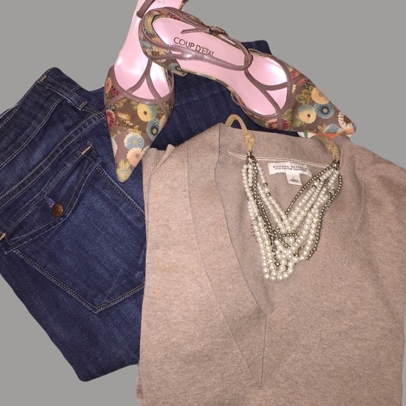 Banana Republic Classic wise leg jean - Picture 6 of 7